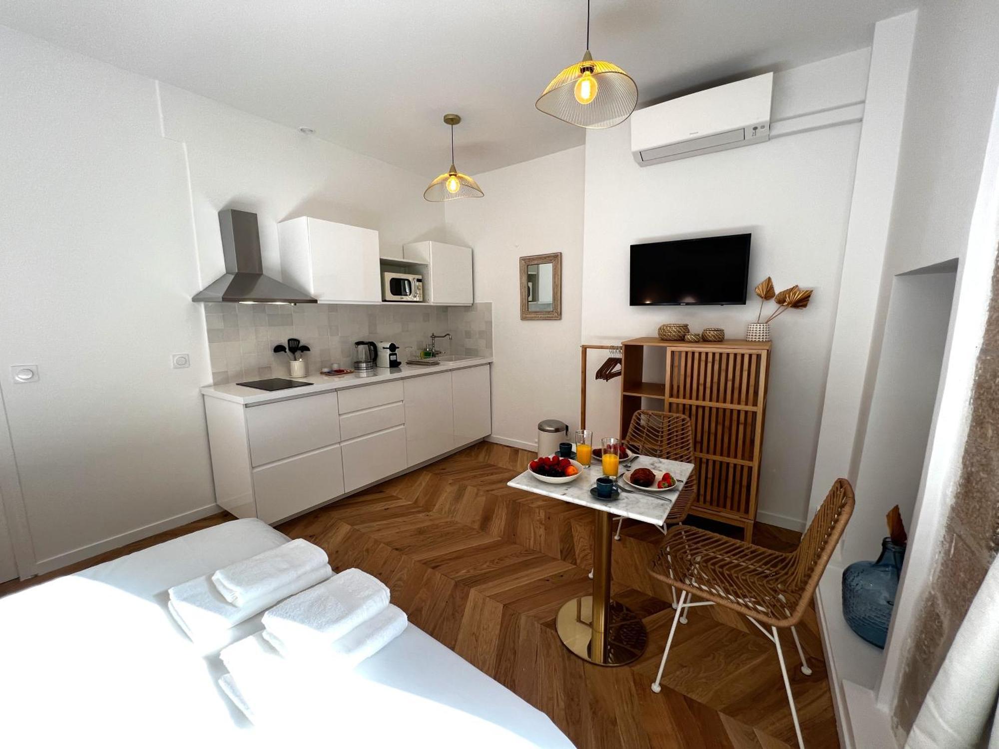 Le Comte - Heart Of Dijon - With Ac Apartment Exterior foto